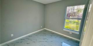 2305 Grant Avenue Gallery 7