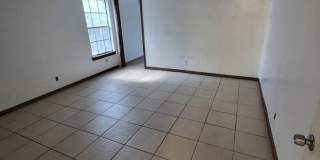 707 W Malone Gallery 3