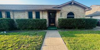 Perfectly Placed Duplex Gallery 1