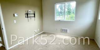 2 Bedroom Condo in DuPont - 2390 Simmons St #C, DuPont Gallery 11