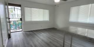 454 Kuamo'o Street - E Gallery 10