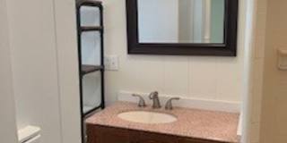 Kon Tiki - Studio Unit - Electric, Water & Sewer included - Avail now! Gallery 11
