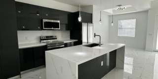 325 Paulcrest Avenue Gallery 2