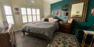 Move in Special- Beautiful Furnished 3 Bedroom/2.5 Bathroom Single Family Home with Flexible Lease terms. Gallery 25