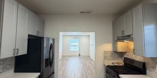 Inviting Open-Flow Home Perfect for Everyday Living & Entertaining Gallery 1
