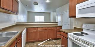 427 1st Ave N, 102 Gallery 8