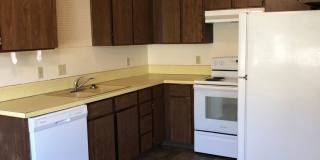 Water & Sewer Paid- 3 Bedroom 1 Bath Duplex Gallery 11
