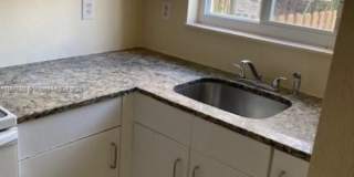 315 NW 84th Ter Gallery 1