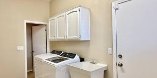 4871 Butterfly Drive Gallery 43