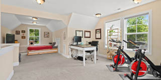 Stunning 4 Bedroom in Downtown Durham with Large Fenced Yard! Gallery 21