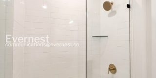 206 North 9th Street Gallery 23