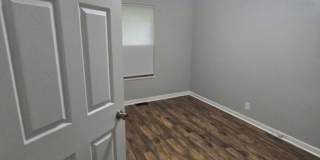 Two Bedroom Duplex Located on Eastside by 38th St and Emerson Ave Gallery 5