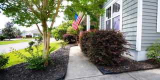 Cozy 3 Bedroom, 2 Bath, Fenced in Backyard in the Neighborhoods of Holly Ridge Gallery 4