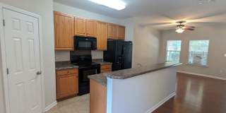 CORNELIUS  2 BEDROOM TOWNHOME Gallery 5