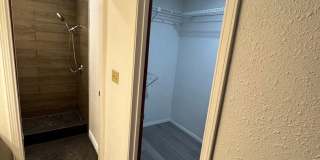 Upscale Mountain Side  2 Bed 2 Bath Townhome in El Paso perfectly located Gallery 19
