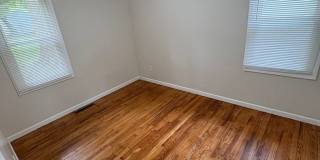 3 Bedroom / 2 Bath Updated Home / Large Fenced Yard / Brand-New Multi-Level Deck Gallery 10