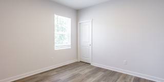 728 Parkway Avenue Gallery 20