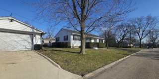 1055 Kenmore Avenue Gallery 14