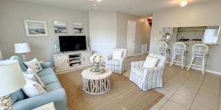 Myrtle Beach - 2 Bedroom / 1.5 Bathroom Townhome Gallery 4