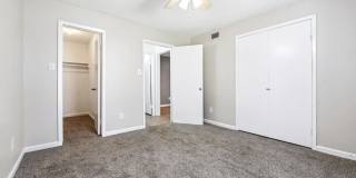 Pine Creek Apartments Gallery 37