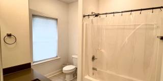 SPACIOUS 3 BEDROOM HOME WITH ALL UTILITIES INCLUDED Gallery 18