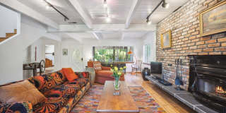 5953 Shoreline Highway Gallery 1