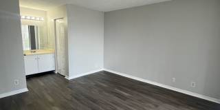 One Bedroom One Bathroom! WATERFRONT COMMUNITY! Gallery 6