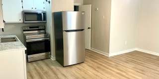 1 Bed/1 Bath Available in Brandon! 39042 Gallery 11