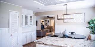 3405 59th Street Gallery 8