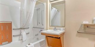 Wilmington - West Gallery 4