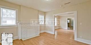 3-Bedroom House in East Lake. 3-Bedroom House in East Lake. Gallery 5