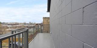 4629 S Michigan Avenue Gallery 28