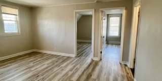 4727 North Hopkins Street - A Gallery 1