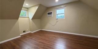 196 Sterling Street Gallery 12