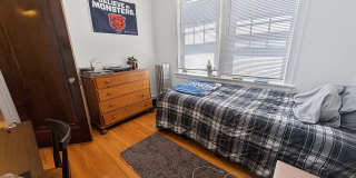 Bright and Sunny Updated 3-bed/1-bath near Loyola Gallery 12