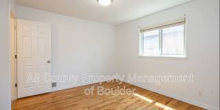 425 S 40th St Gallery 10