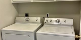 212 Landsburg Gallery 22