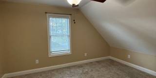Freshly Renovated Dollhouse in Maryville!! Gallery 25