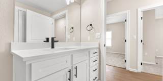 The Manor Homes of Eagle Glen Gallery 6