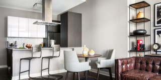 OneEleven Gallery 51