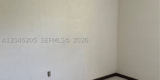 19821 NE 13th Ct Gallery 1