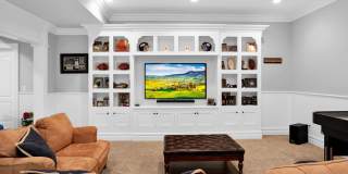 101 Tuttle Avenue Gallery 49