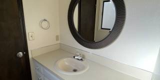 Beautiful One-Level Home with Sunroom, Vaulted Ceilings & Multiple Living Areas Gallery 15