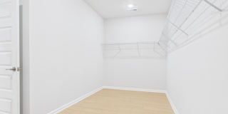 18072 Longleaf Drive Gallery 32