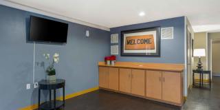 Philadelphia - Airport - Bartram Ave. Gallery 10