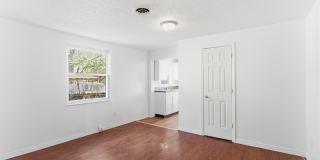 306 East Burwell Avenue - A Gallery 7