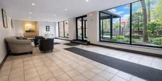 10 Franklin Avenue Gallery 6