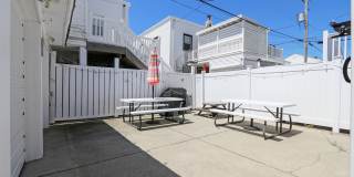 18 N Newark Ave Gallery 21