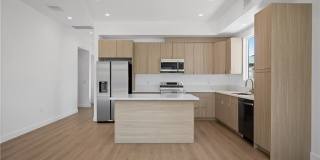 10053 Amestoy Avenue Gallery 8