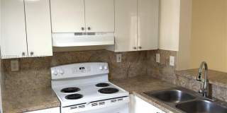 14020 NE 3rd Ct Gallery 3